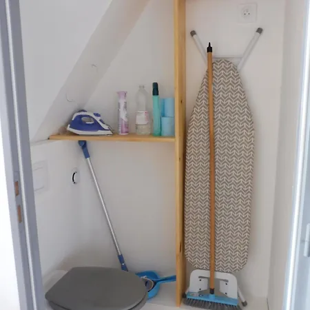 Duplex 35mcarre, Zola, Dans Maison En Bois * Nantes